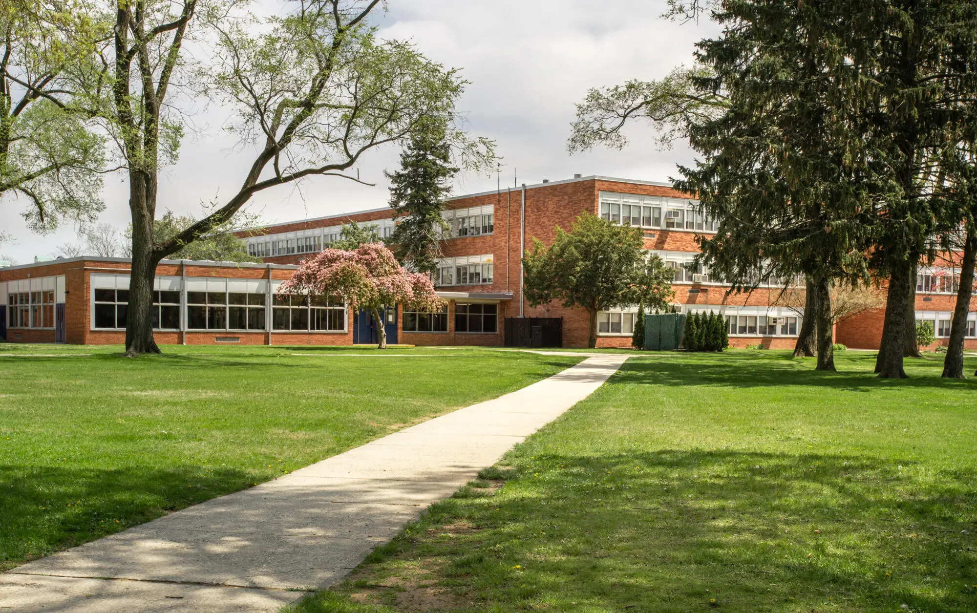 Investment Properties in Grand Rapids, MI: Choosing the Right Assets for Your Portfolio